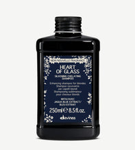 Load image into Gallery viewer, Davines Heart Of Glass Silkening Chelating Shampoo
